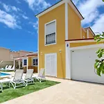 Amazing 5-Bedroom Villa In Costa Adeje