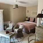 Chambres D Hotes La Suite Du 12
