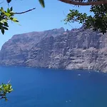 Romantic Retreat With Marine View