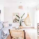 Lovely&Sunny Apartament Near Poris Beach