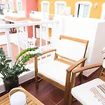 Lovely&Sunny Apartament Near Poris Beach