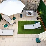 Family House With Patio And Communal Pool