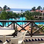 Sunny Paradise Apartment