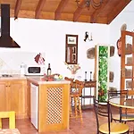 Cosy Apartment In San Cristobal De La Laguna 32 M² Pool