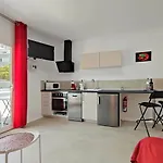 Fantastico Studio With Balcony