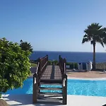 Rocas Del Mar 221