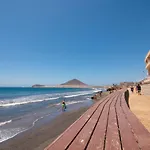 Alquilaencanarias-Medano, Cabezo Beach & Pool