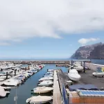 The Cliff Apartment - Comfortable & Friendly 3 Bedroom Apartment - Los Gigantes