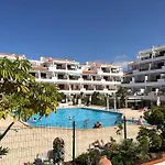 Apartamento De 1 Dormitorio En Victoria Court 2 Los Cristianos.