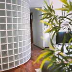 Charming Apartment - Free Parking
