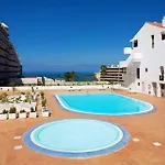 Modern Apartment In Parque Royal I, Playa Fanabe