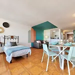 Ocean Surf Studio By Tor