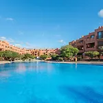 La Tejita Jp: Sun, Beach & Pool In The South Shore