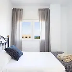 Home2Book Bright Apartment Sea Views, Bajamar