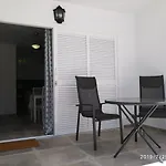 Cozy Studio Cristianos