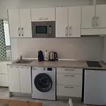 Cozy Studio Cristianos