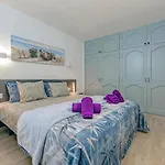 Neptuno Oceanview Suite With Pool And Beach Private Access