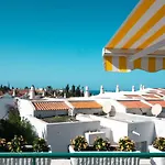Las Carabelas 8, Next To The Sea And All Amenities