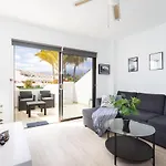Costa Del Silencio Holiday Home By Sunkeyrents