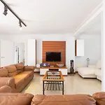 La Quinta Heights -6 Bed Villa-Private Pool