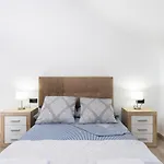 Exclusive Attic Las Vistas 3 With Breathtaking Sea View, Only 100 M To The Sea, Heated Pool, Aircon, Wifi