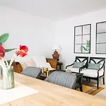 Club Apartments By Grupo Compostelana 4