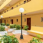 Family Home Near Ocean Los Cristianos Lovetenerife