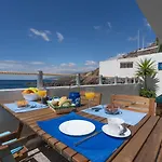 Frontline: 2 Bedrooms, Incredible Views With Large Terrace