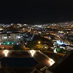 Apartamento Con Impresionantes Vistas Y Piscina