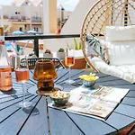 Amazing Renovated Pool View Apt, Aircon, 2 Min To Fanabe Beach