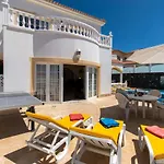 Villa Encantada