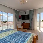 Villa Encantada