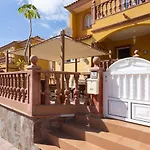 Luxury Villa With Private Pool With Aircon,Playa Del Duque