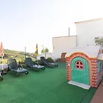 Mountain, Seaviews, And Pool Relax By Sunkeyrents