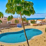 Modern Apartment With Large Terrasse, Bbq, Fast Wifi, 2 Pools