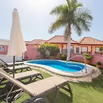 Nice 3 Bedroom Villa In El Duque