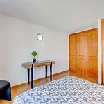 3 Bedrooms Townhouse Lively Area Close To A Beach