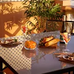 Paradise Seaview Apartment