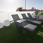 200M² New Villa B With Private, Heated Pool And Amazing Ocean View.