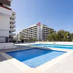 Home2Book Las Americas Bright Apartment
