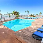 Stunning Apartment With Ocean View