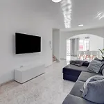 Bonita Casa Nina