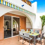 Fantastic Townhouse In The Centre Of Las Americas