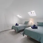 Ferienwohnung Tower Penthouse Parque Santiago I