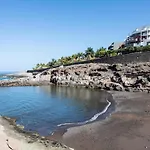Lightbooking Marina Palace Tenerife