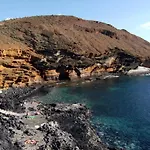 Cozy Studio In Costa Del Silencio In The South Coast Of Tenerife