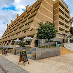 Newly Reformed Apartment With Sea View And Pool, Near The Beach, In Playa De Las Americas