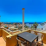 Beautiful 2 Bedroom Apartment Vista Del Mar