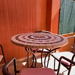 Apartament With Garden