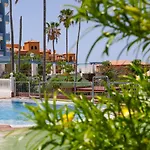 Isla Verde Studio Apartment Green Park